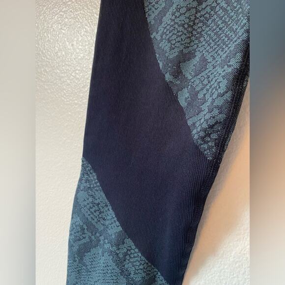 Joy Lab Teal Nights Yoga Pilates Seamless 7/8 Length High Rise Legging Large NWT - Picture 4 of 12